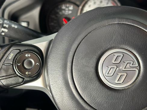 Used 2017 Toyota 86 RWD image 27
