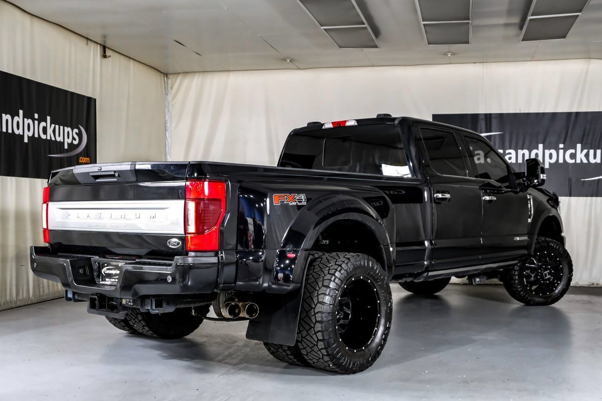 Used 2020 Ford F350 Platinum w/ FX4 Off-Road Package AWD/4WD image 8