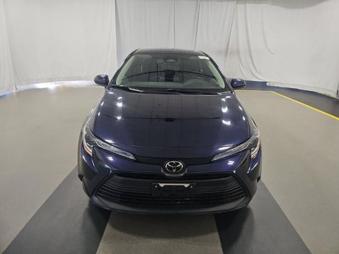 Used 2026 Toyota Corolla LE FWD image 3