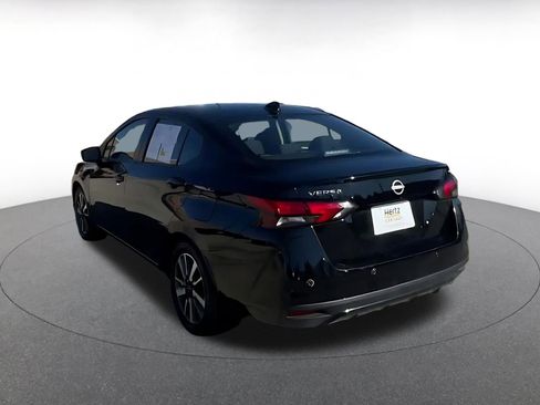 Used 2025 Nissan Versa SV image 11