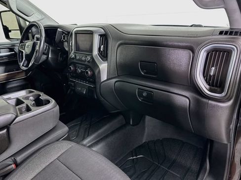 Used 2020 Chevrolet Silverado 1500 LT Trail Boss w/ Convenience Package AWD/4WD image 32