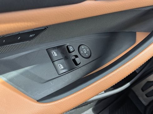 Used 2026 BMW M440i Coupe RWD image 28