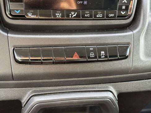 Used 2023 RAM ProMaster 2500 image 25