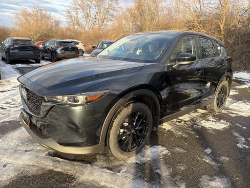 New 2025 MAZDA CX-5 Carbon Edition image 4