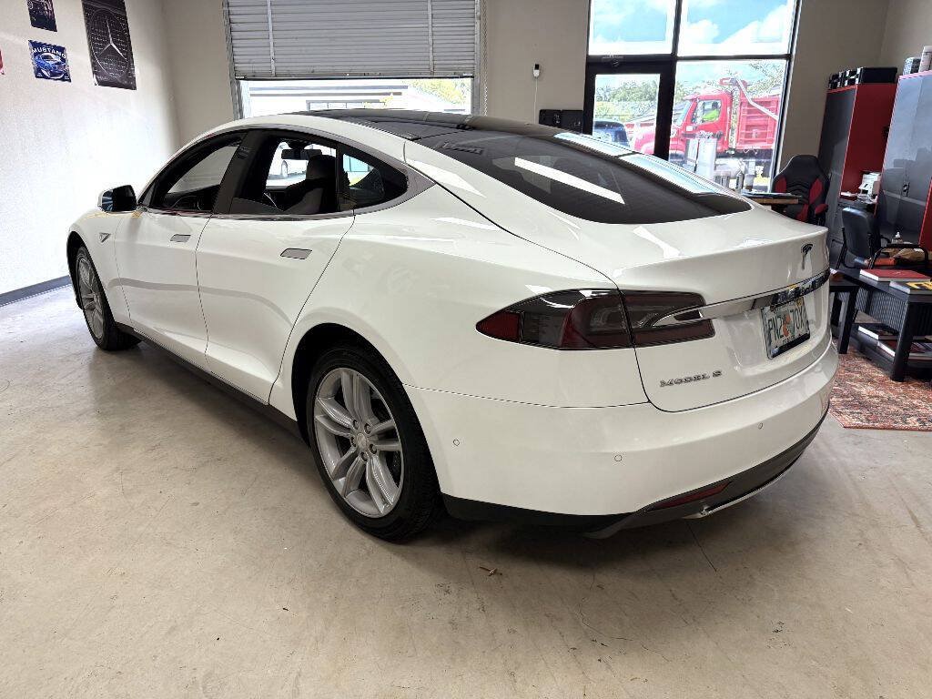 Used 2016 Tesla Model S 85 RWD image 5