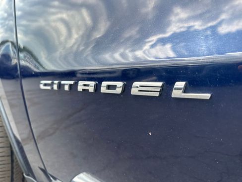 Used 2015 Dodge Durango Citadel w/ Technology Group AWD/4WD image 18
