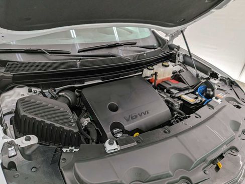 Used 2023 Chevrolet Traverse RS image 15