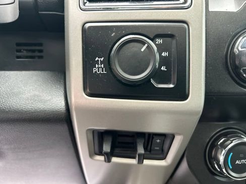 Used 2019 Ford F250 Lariat AWD/4WD image 31