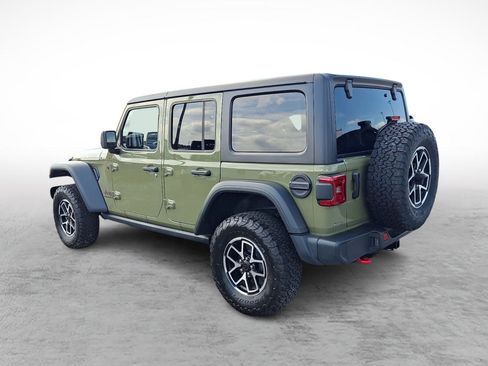 Used 2026 Jeep Wrangler Unlimited Rubicon AWD/4WD image 3