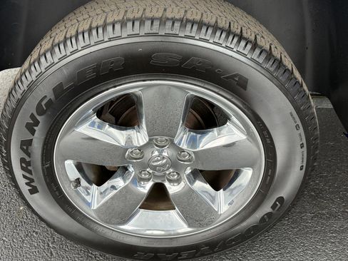 Used 2018 RAM 1500 Express w/ Express Value Package image 24