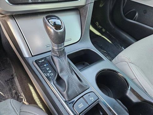 Used 2017 Hyundai Sonata Limited w/ Ultimate Package 04 image 13