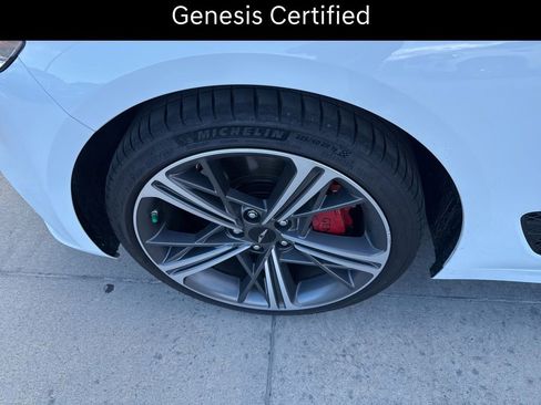 Used 2025 Genesis G70 3.3T Advanced image 9