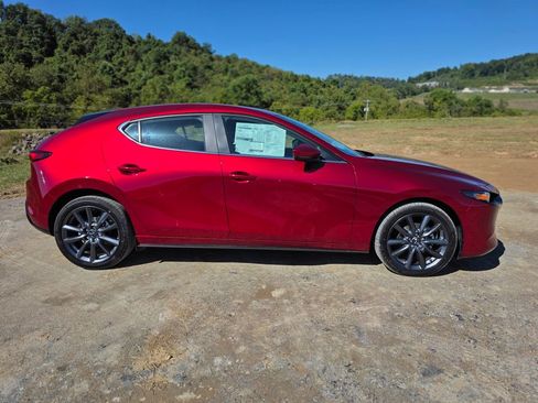 New 2025 MAZDA MAZDA3 s image 2