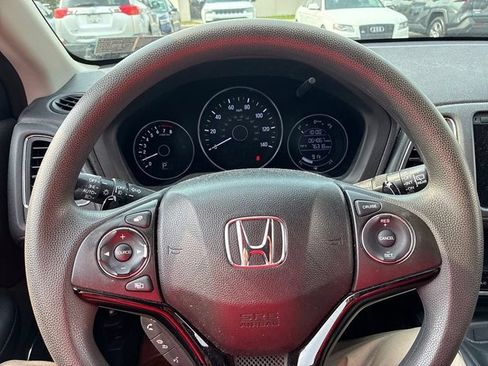 Used 2018 Honda HR-V EX image 27