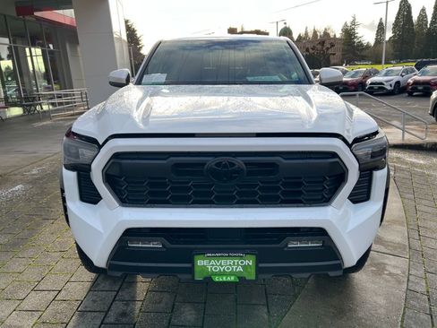 New 2026 Toyota Tacoma TRD Off-Road image 8