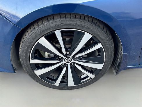 Used 2020 Nissan Altima 2.5 SR w/ Premium Package image 30