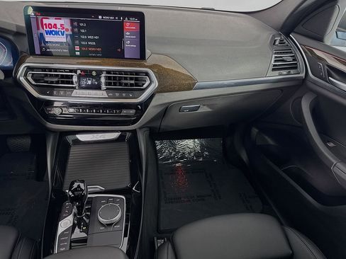 Used 2024 BMW X4 xDrive30i AWD/4WD image 25