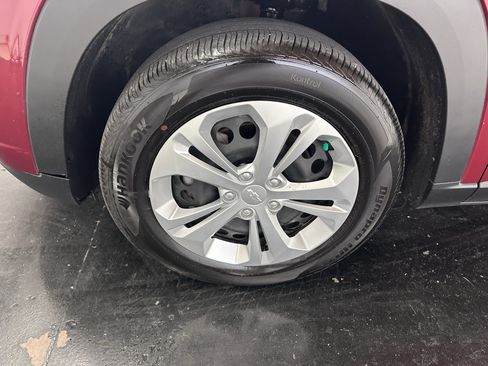 Used 2024 Chevrolet Trax LS image 29