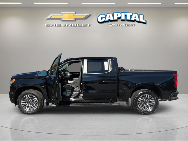 Used 2023 Chevrolet Silverado 1500 RST w/ Z71 Off-Road Package AWD/4WD image 2