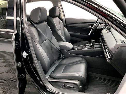 Used 2025 Honda Accord Touring image 8
