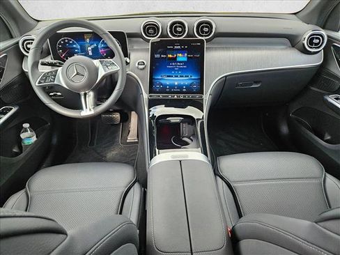 Certified 2026 Mercedes-Benz GLC 300 image 17