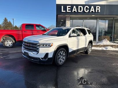 Used 2022 GMC Acadia SLT w/ Preferred Package