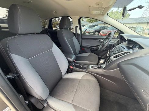 Used 2014 Ford Focus SE FWD image 15