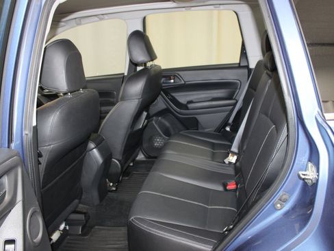 Used 2017 Subaru Forester 2.0XT Touring AWD/4WD image 19