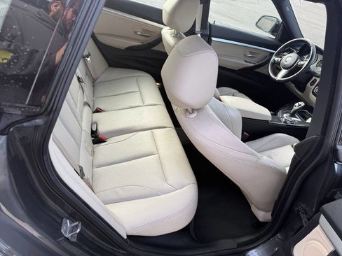 Used 2017 BMW 330i Gran Turismo xDrive image 18