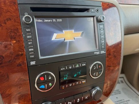 Used 2014 Chevrolet Tahoe LTZ image 28