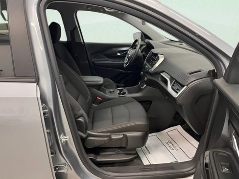 Certified 2024 GMC Terrain SLE FWD image 8