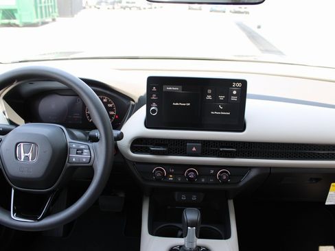 New 2026 Honda HR-V LX image 27