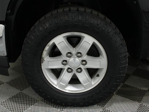 Used 2011 GMC Sierra 1500 SLE w/ Power Tech Package AWD/4WD image 31