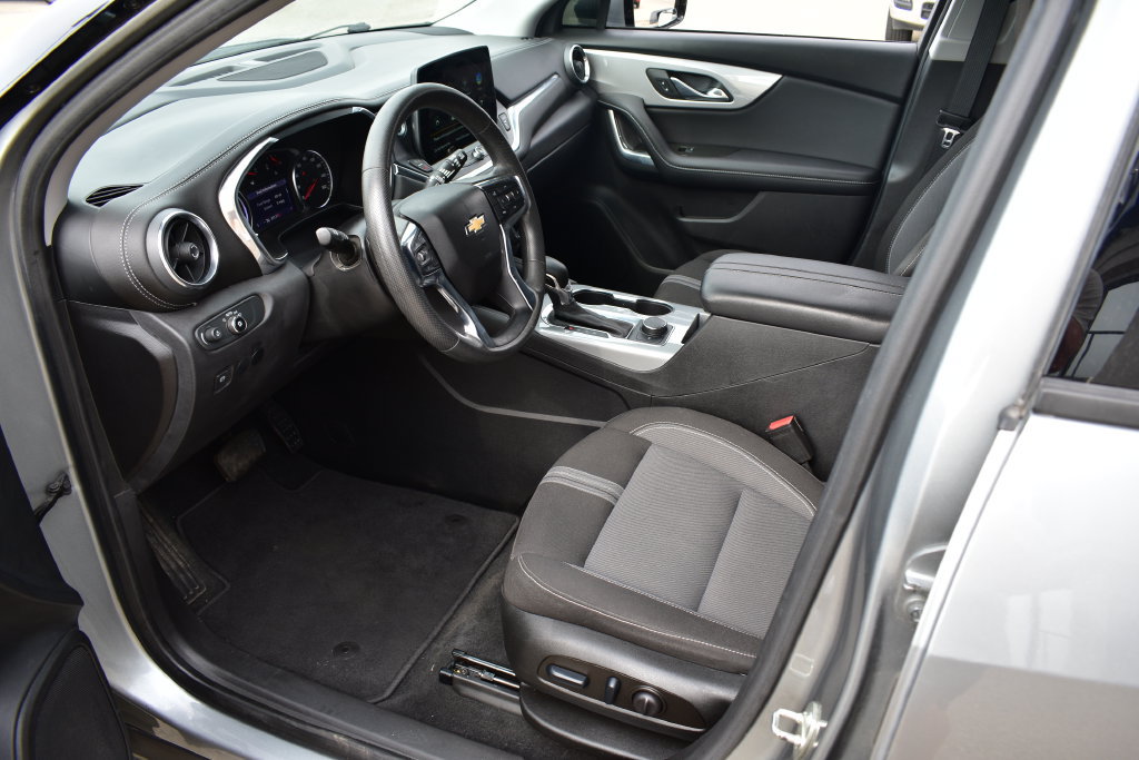 Used 2023 Chevrolet Blazer LT AWD/4WD image 14