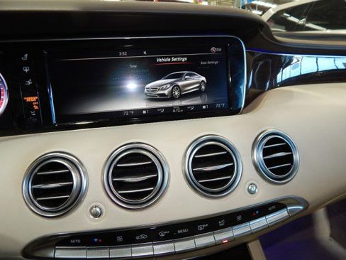 Used 2016 Mercedes-Benz S 63 AMG 4MATIC Coupe image 34