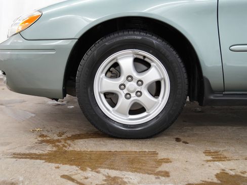 Used 2007 Ford Taurus SE image 14