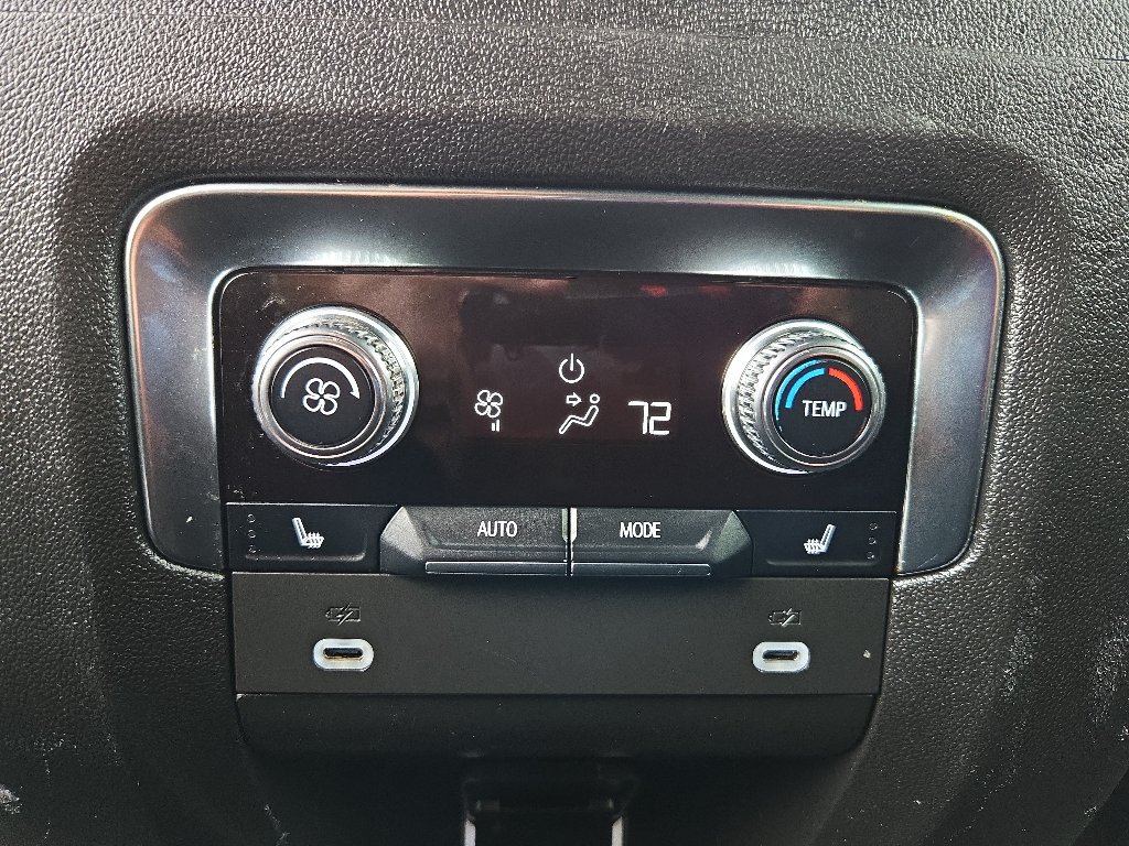 Used 2024 GMC Yukon Denali AWD/4WD image 47