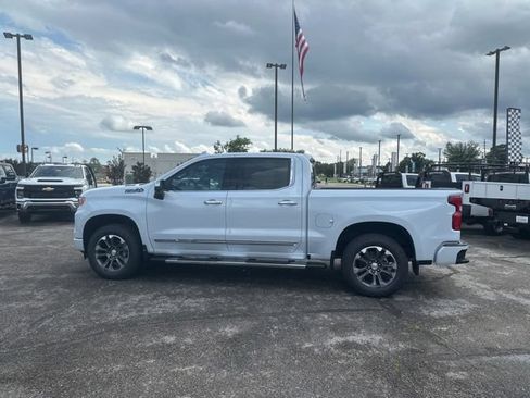 New 2026 Chevrolet Silverado 1500 High Country w/ Technology Package AWD/4WD image 6