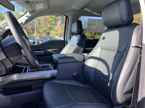 New 2026 Ford F250 Lariat w/ FX4 Off-Road Package image 13