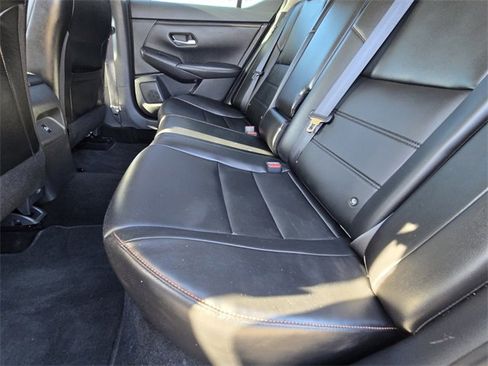 Used 2023 Nissan Sentra SR w/ SR Premium Package image 11