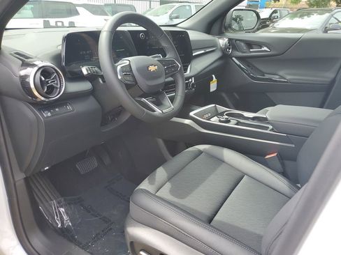 New 2026 Chevrolet Equinox LT w/ Convenience Package II FWD image 18