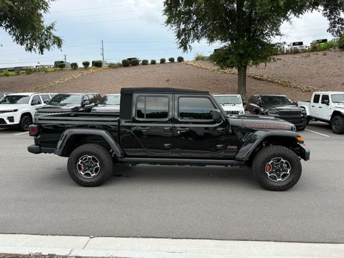 Used 2022 Jeep Gladiator Mojave w/ Trailer Tow Package AWD/4WD image 6