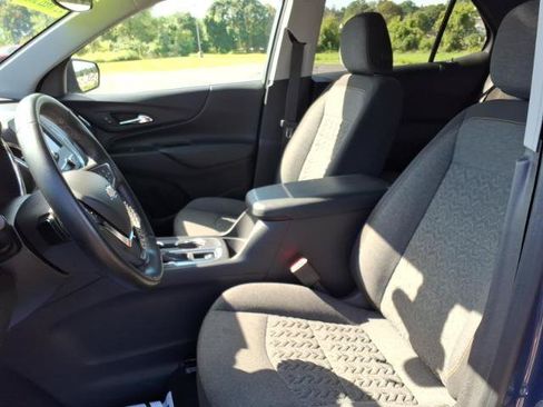 Used 2024 Chevrolet Equinox LT AWD/4WD image 13