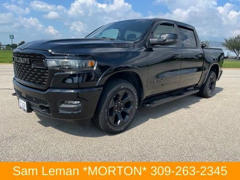 Used 2025 RAM 1500 Big Horn AWD/4WD image 1