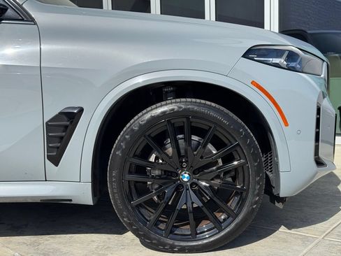 Used 2024 BMW X5 sDrive40i w/ M Sport Package RWD image 9
