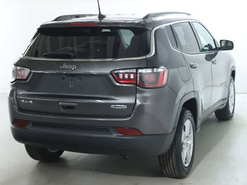 Used 2022 Jeep Compass Latitude image 46