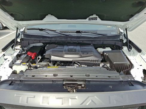 Certified 2024 Nissan Titan PRO-4X w/ Pro-4x Convenience Package AWD/4WD image 30