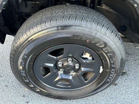 Used 2021 Jeep Wrangler Sport image 19