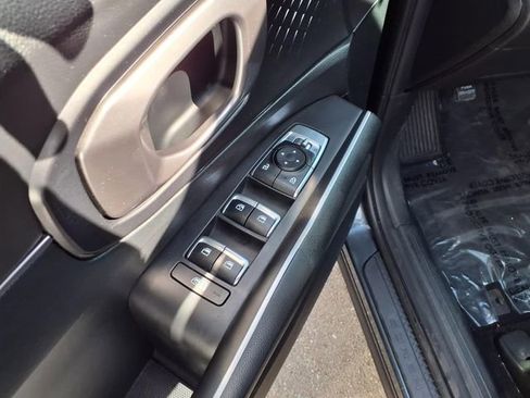 Used 2021 Kia Sorento S image 10