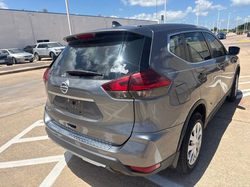 Used 2018 Nissan Rogue S FWD image 7